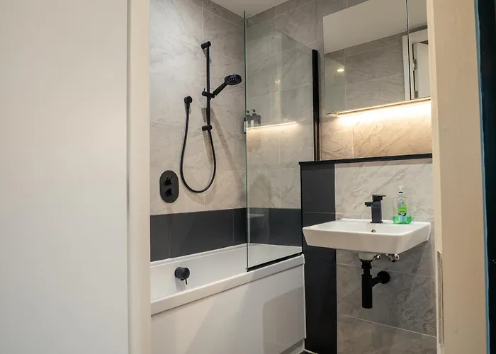 Equinox 5 Mins From Victoria Station Appartamento *