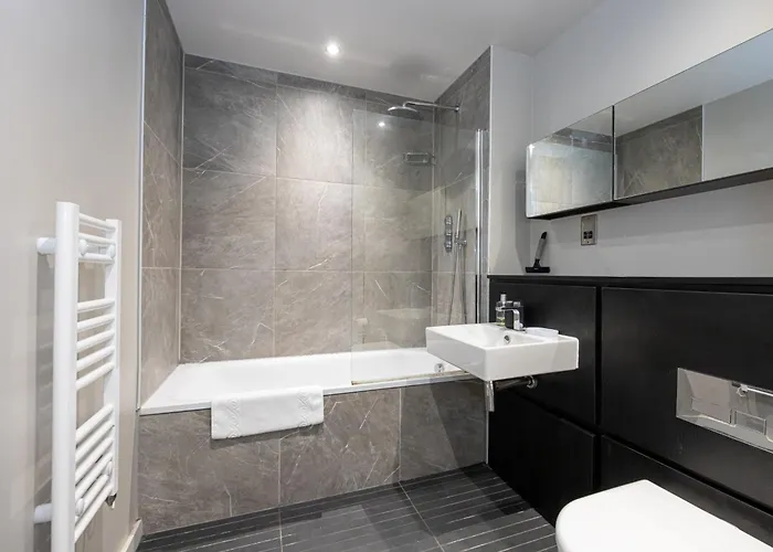 Chic 2bed Near Castlefield Canals-4min To Station Lägenhet Manchester