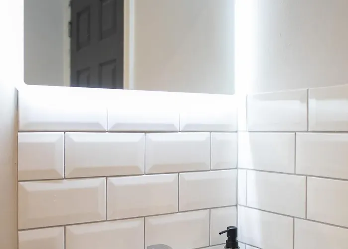 Manchester Resort * Manchester