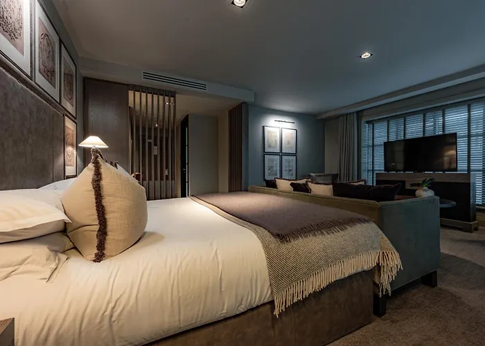 Dakota Манчестер