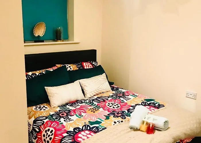 Cozy 1 Bedroom Campsite *