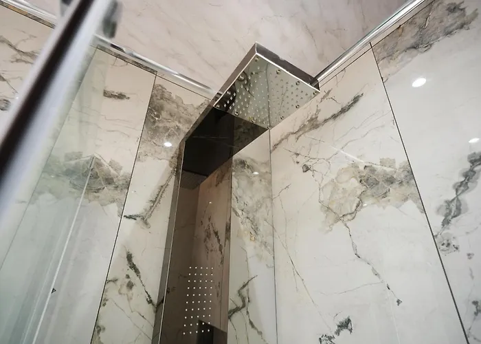 Stylish With Free Parking And Easy Access * Manchester