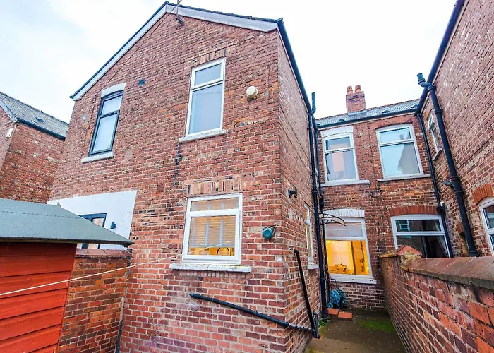 Oldtrafford - Sleeps 6 - Free Parking - Free Wifi Дом отдыха *