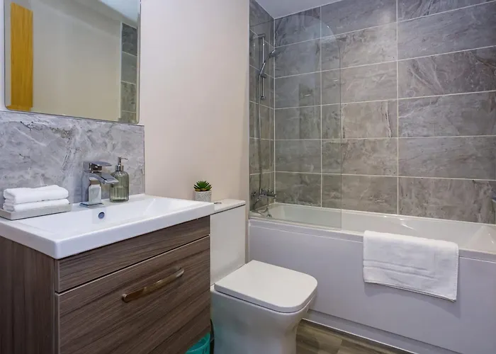 Modern 1 Bed W Fast Broadband Apartamento *