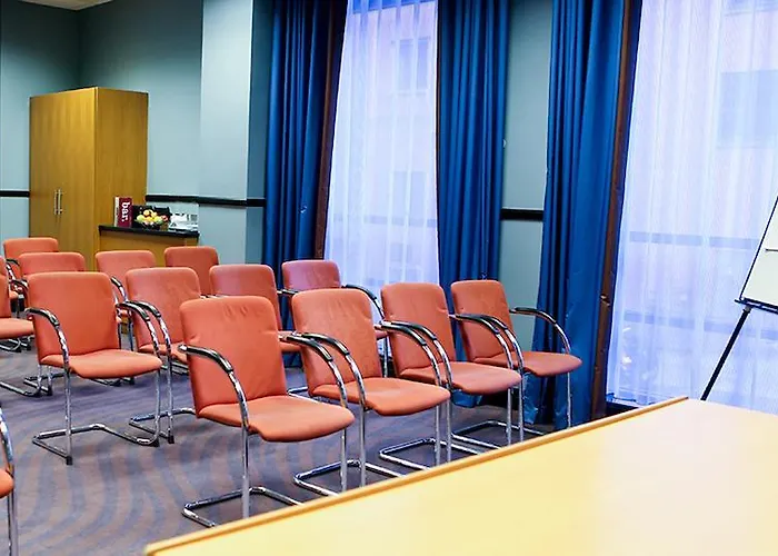 Leonardo Otel Manchester