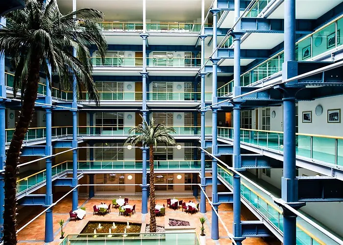 The Place 4* Manchester