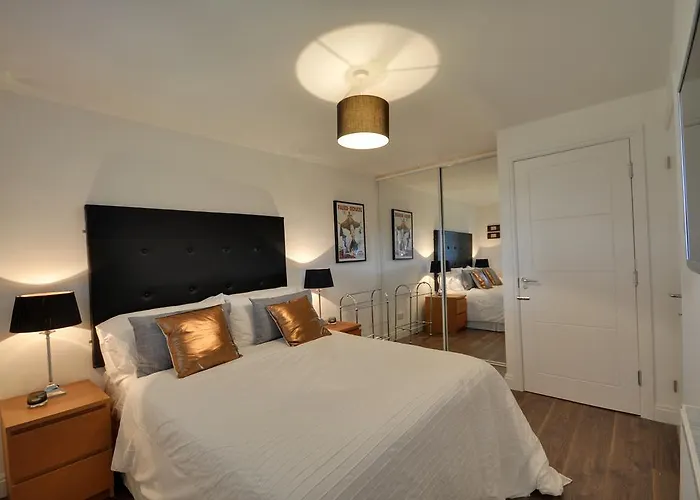 Διαμέρισμα The Garden Apartment, Near Airport &