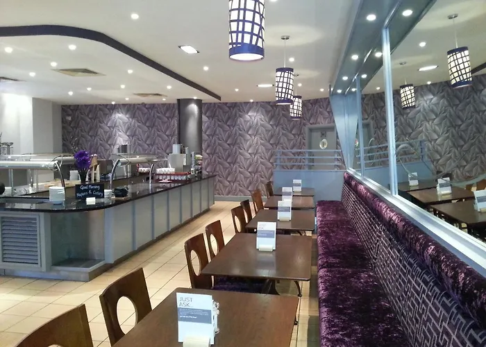 Leonardo 4* Manchester