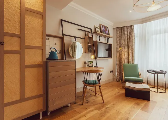 The Gardens Hotel 3*