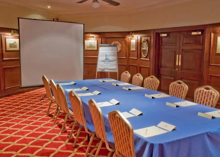 Britannia & Szálloda