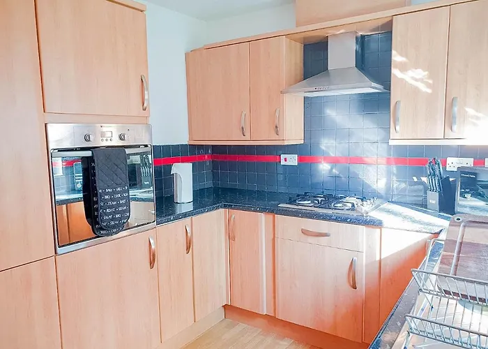 Airport Lounge - 3 Bed - 6 Persons * Manchester