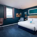 Travelodge Salford Quays Otel 3*
