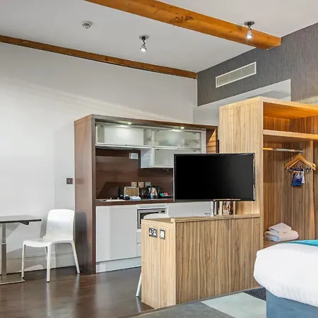 Lägenhetshotell Roomzzz