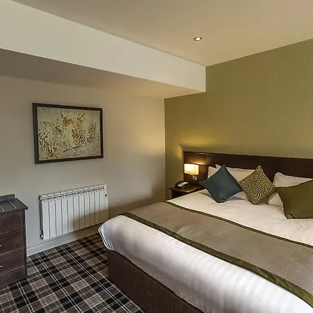 Western Pinewood Manchester Airport-wilmslow מלון דירות
