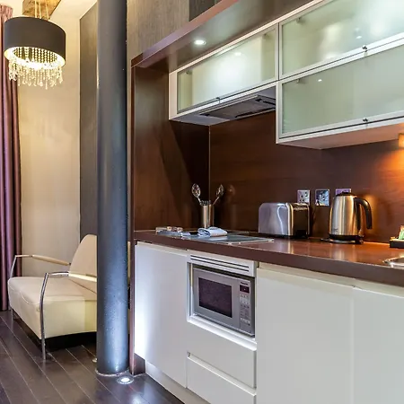 Lägenhetshotell Roomzzz Manchester
