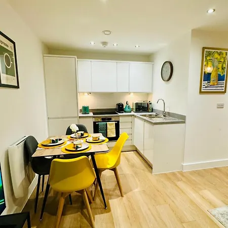 Apartment Free Parking Old Trafford Flat By Superhost *