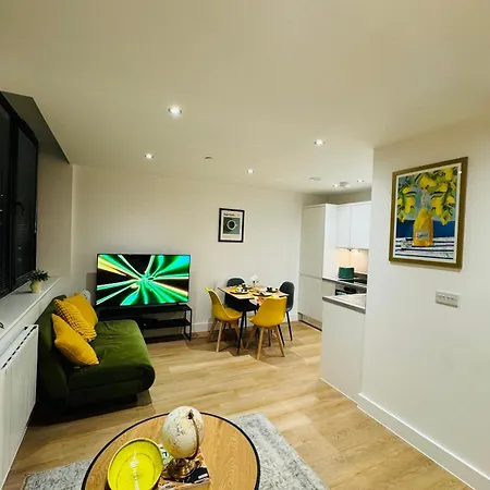 Free Parking Old Trafford Flat By Superhost Manchester