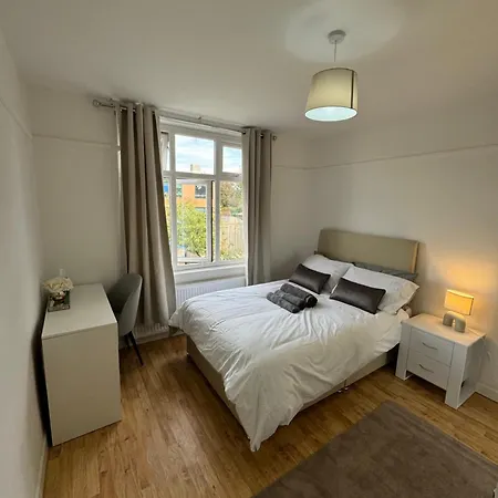 Homestay Elegant Estates Humble Abode 6