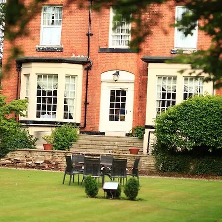 מלון דירות Western Pinewood Manchester Airport-wilmslow 4*