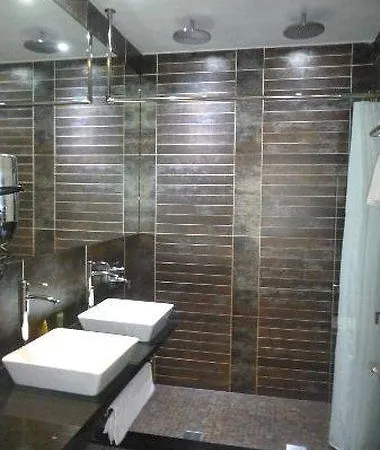 Lägenhetshotell Roomzzz