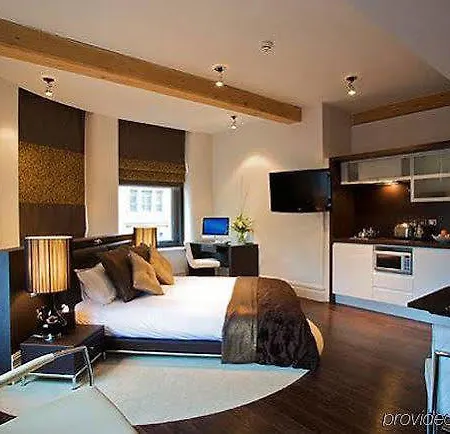 Roomzzz Lägenhetshotell Manchester