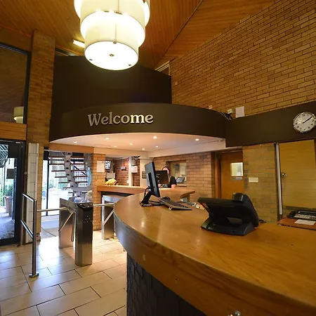 The Waterside And Leisure Club 3* Manchester