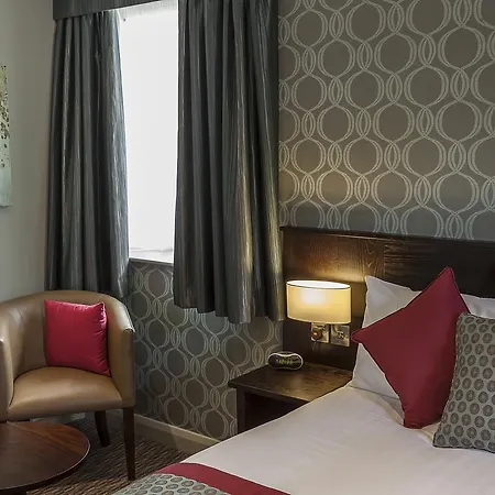 Western Pinewood Manchester Airport-wilmslow 4*