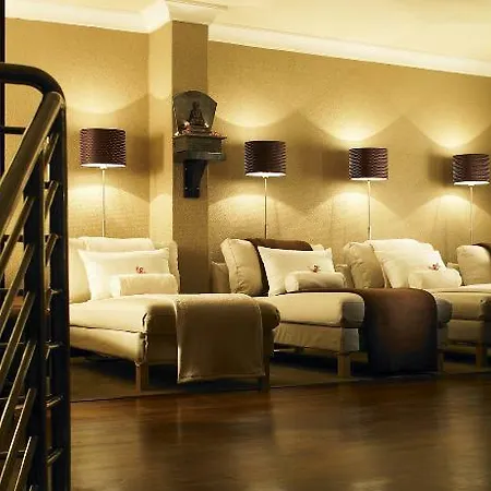 Delta By Marriott Manchester Airport 4*