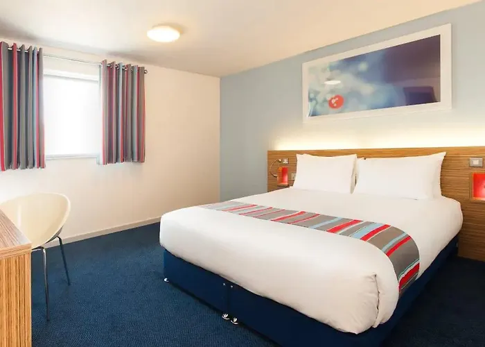 호텔 Travelodge Upper Brooks Street
