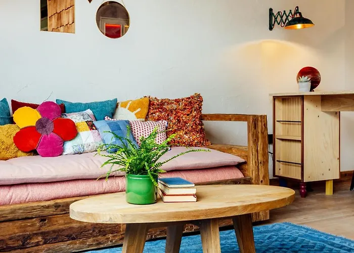 Treehouse 4* Manchester