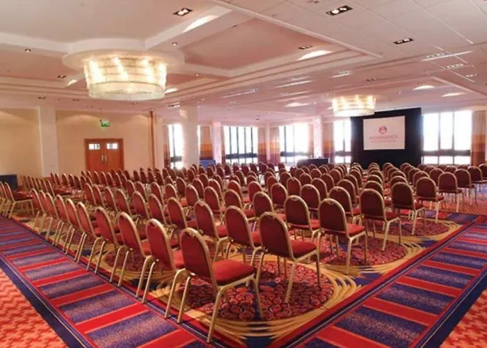 Treehouse 4* Manchester