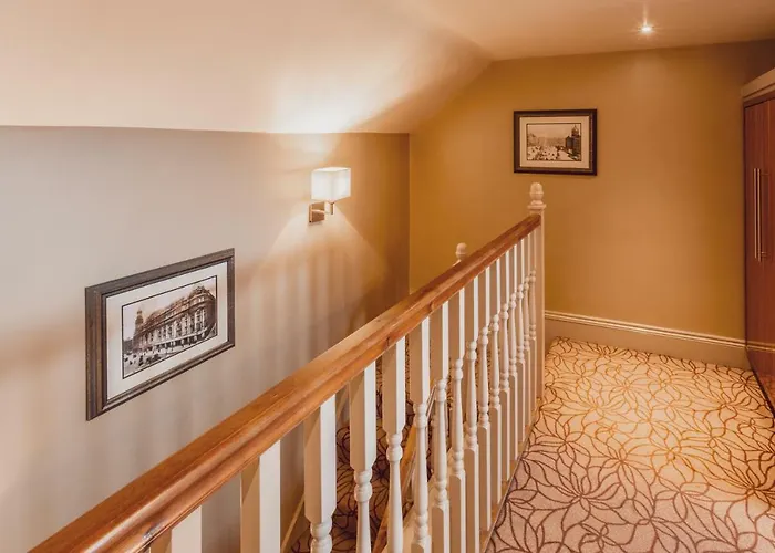 فندق ذا غاردنز 3*