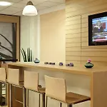 Ibis Centre 96 Portland Street 3*