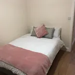 Big Rusholme With Tv And Private Bathroom-parking&wifi Couette-café