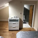 Big Rusholme With Tv And Private Bathroom-parking&wifi Couette-café *
