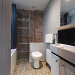 Mason Street Sleeps 16 Daire