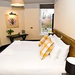 Bowling 3* 曼彻斯特