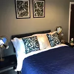 1. Stylish Private Double Near Centre Manchester