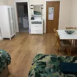 Couette-café Big Rusholme With Tv And Private Bathroom-parking&wifi