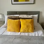 Oxid House Hotel *