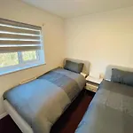 Watan - Spacious 3 Bedrooms Entire House With Beautiful Outdoor Garden Manchester