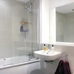 Escape - Private & Bathroom Near Etihad And Coop Arena - Free Secure Parking Manchester