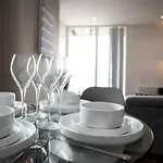 アパート Onpoint - Spacious 2 Bedroom Apt - City Centre With Balcony
