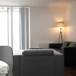 アパート Onpoint - Spacious 2 Bedroom Apt - City Centre With Balcony *
