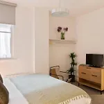 ホテル Cove Minshull Street 4*
