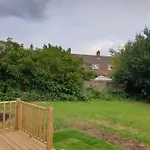Spacious 3Bed Home In Manchester 5 Mins Walk To Clifton Station With Spacious Garden And Free Parking 曼彻斯特