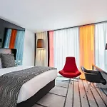 Crowne Plaza Centre By Ihg Hotel