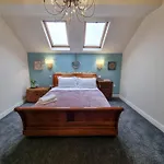 1 Bed Prestwich Duplex Free Parking Holiday home *