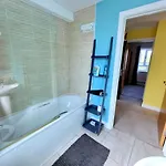 Luxury 2-bedroom Service With Balcony