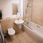 Centre 2-bed - New - Free Wi-fi - * 曼彻斯特
